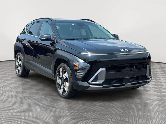 Used 2024 Black Hyundai Limited image 4