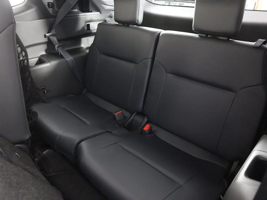 Used 2024 Red Mitsubishi SE image 35
