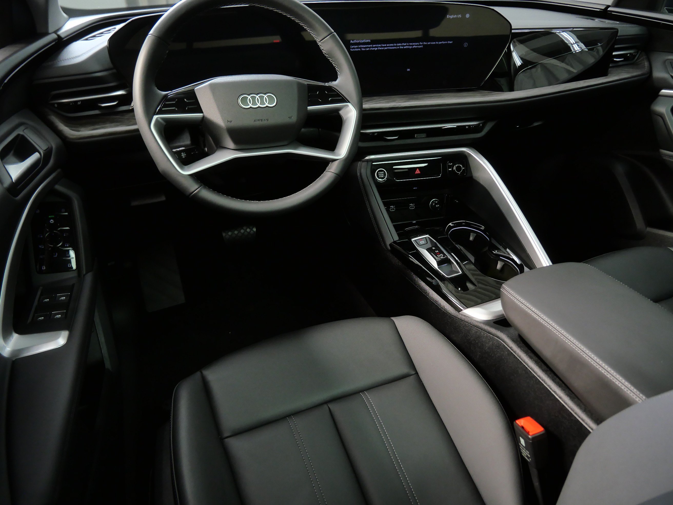 Used 2025 Audi Q5 Premium with VIN WA11AAGU0S2040967 for sale in Minnetonka, Minnesota