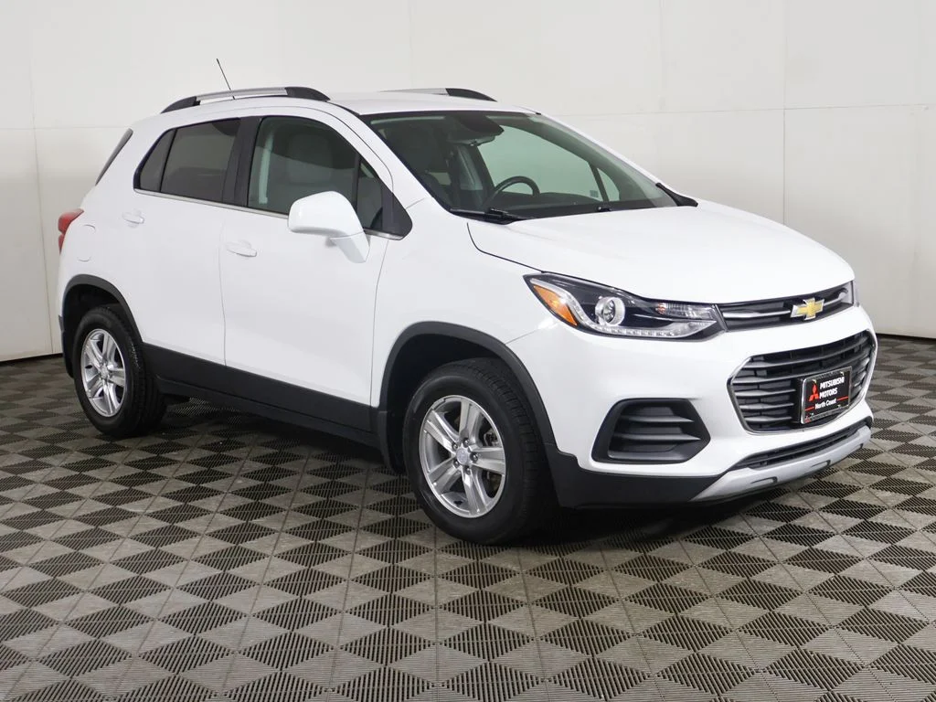 Used 2019 Chevrolet Trax LT with VIN 3GNCJPSB2KL247180 for sale in Parma, OH