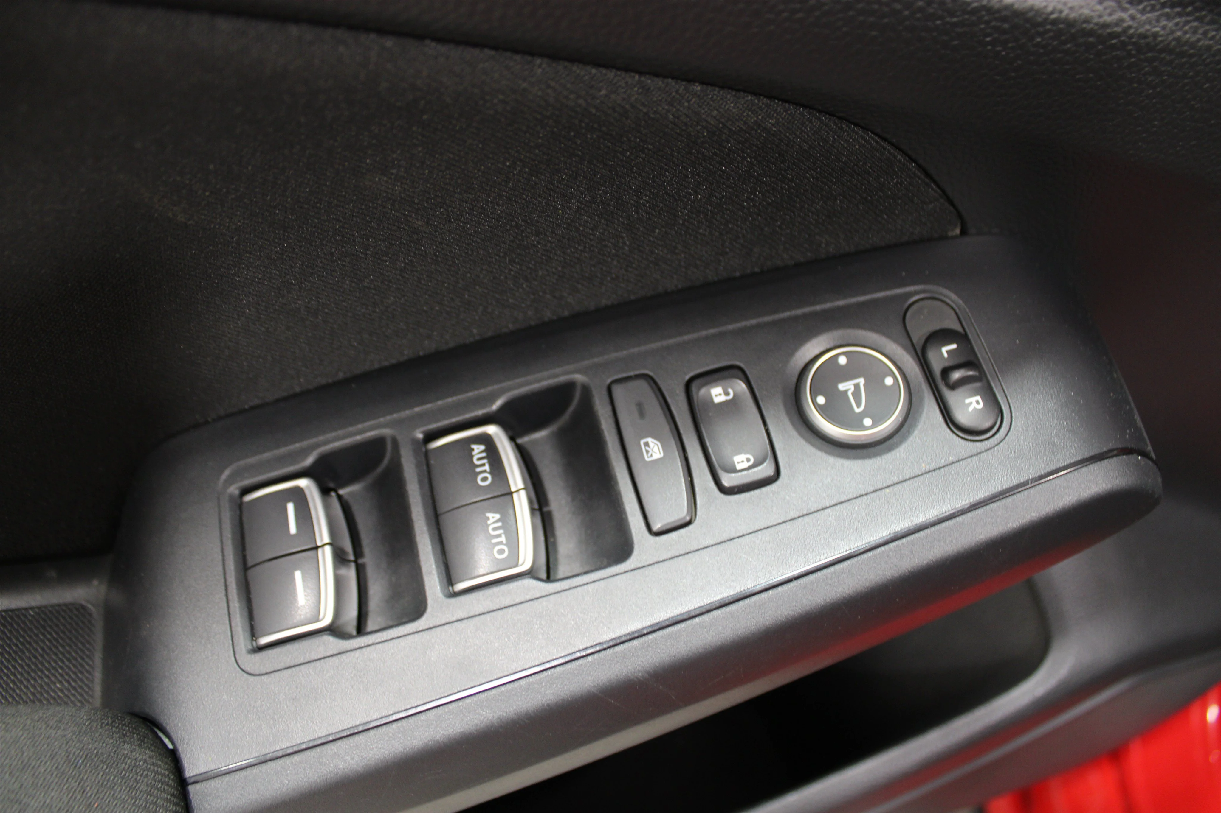 2025 Honda Civic Hatchback Sport - Photo 7