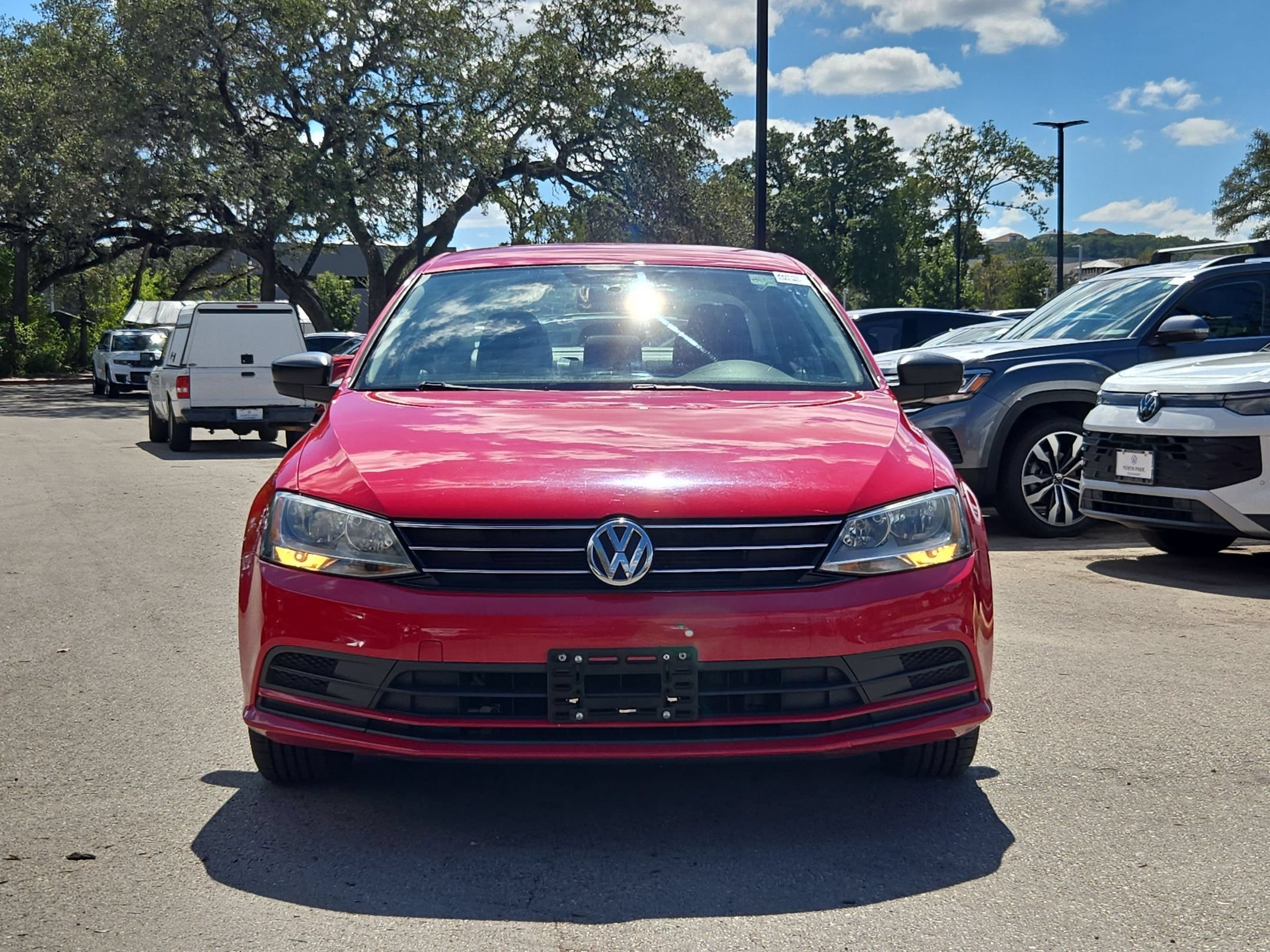 Used 2015  Volkswagen  image 8