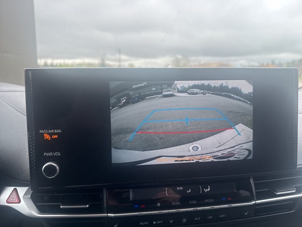 Used 2025 Beige Toyota XLE image 23