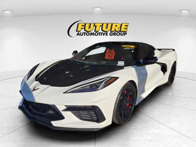 Used 2022 White Chevrolet Stingray image 7