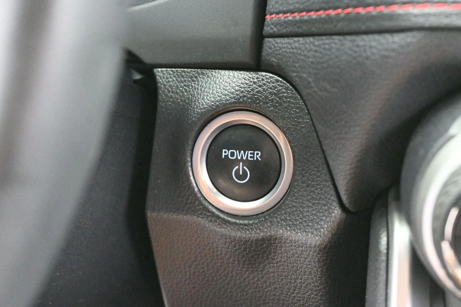 Used 2024 Ice Cap Toyota SE image 26