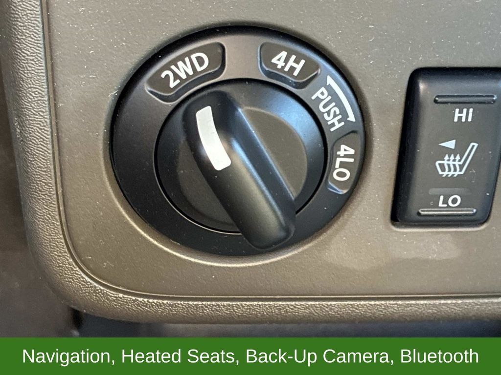 Used 2019 Silver Nissan PRO-4X image 29