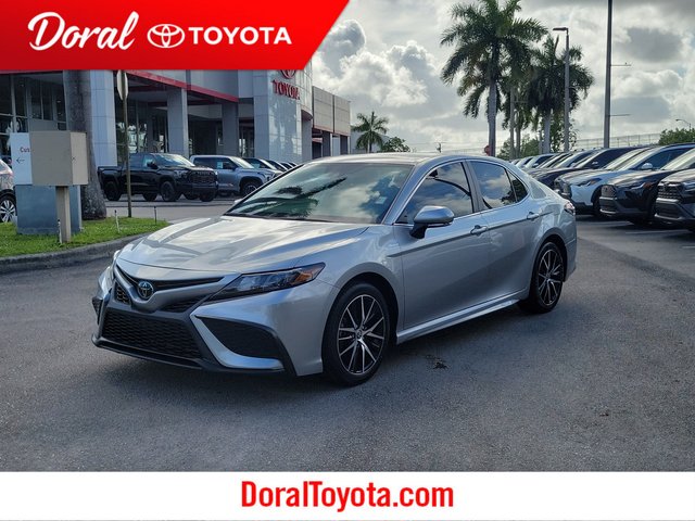 2023 Toyota Camry SE