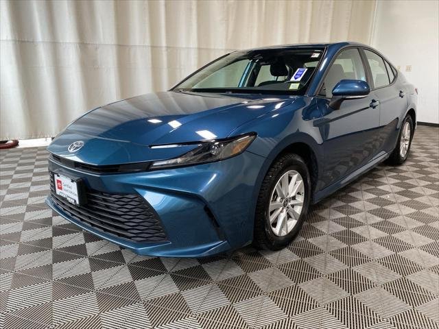 Certified Used 2025 LABRADORITE Toyota  image 5