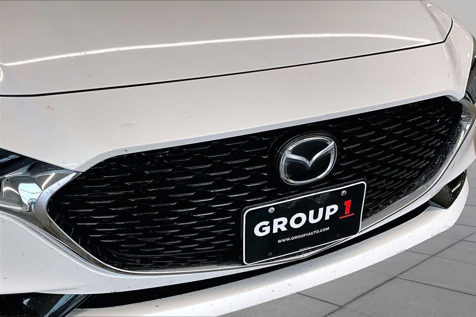 Used 2019 Snowflake White Pearl Mica Mazda w/Premium Pkg image 28