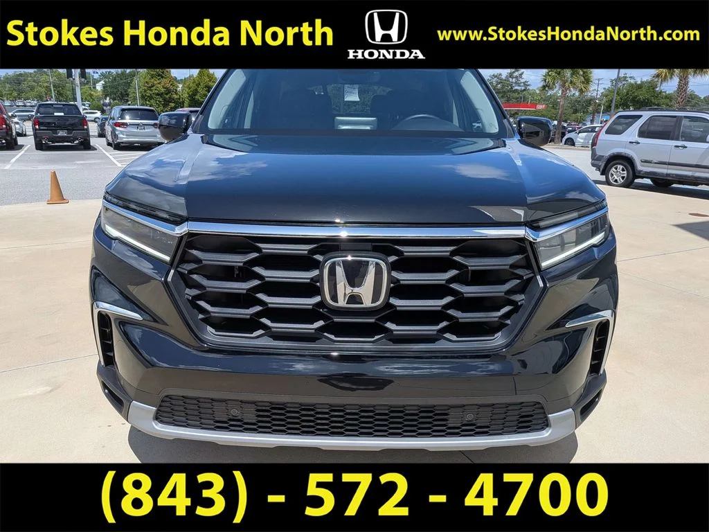 Certified Used 2025 Black Honda EX-L image 12