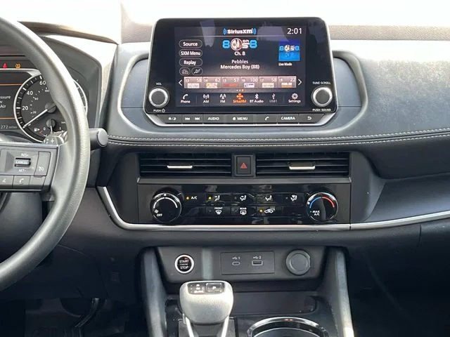 Used 2023 White Nissan S image 15