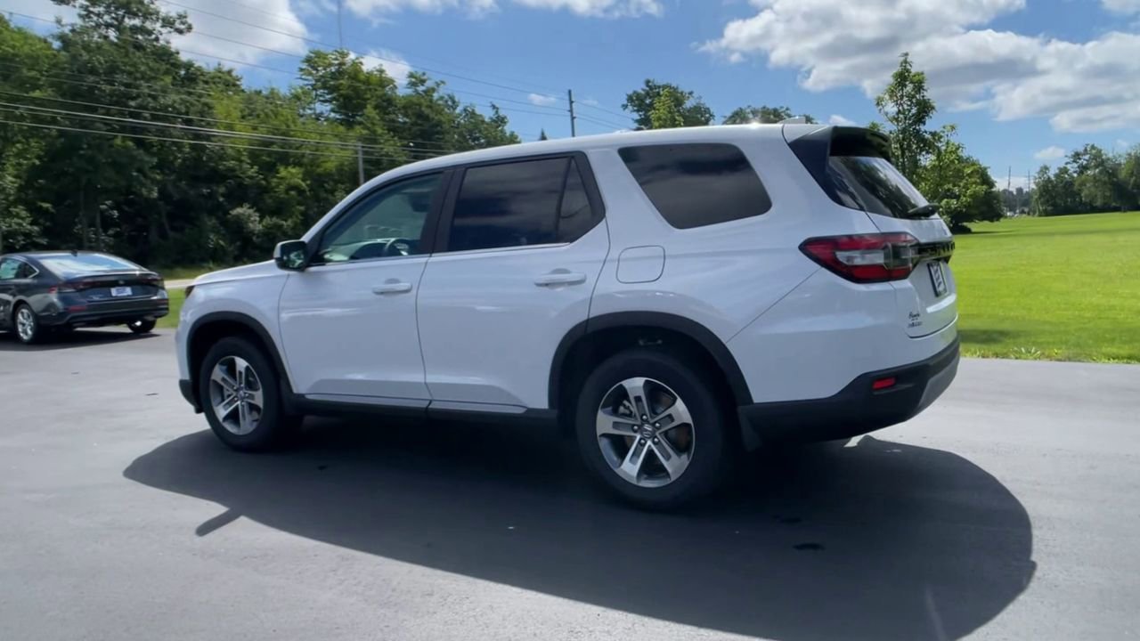 2025 Honda Pilot EX-L photo 4