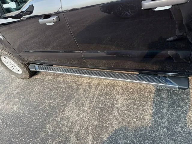 Used 2023 Black Metallic Ford XLT image 42