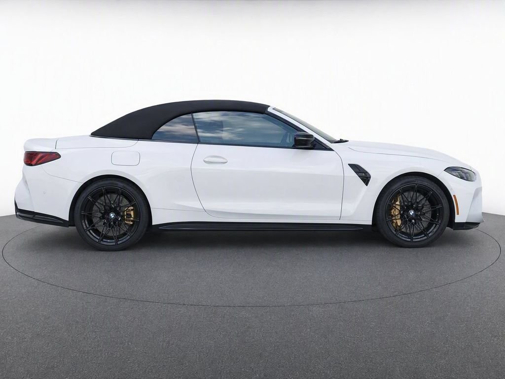 New 2027 Alpine White BMW Competition image 7