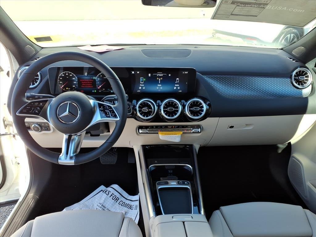 Used 2026 Polar White Mercedes-Benz GLA 250 image 21