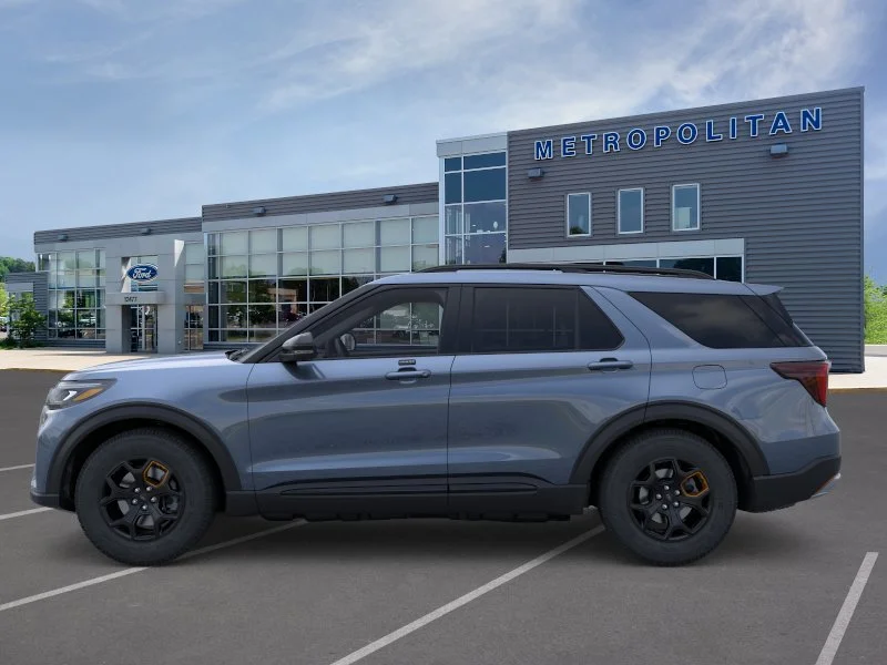 New 2026 Vapor Blue Metallic Ford Tremor® image 3
