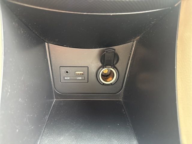 Used 2017 Beige Hyundai Value Edition image 15