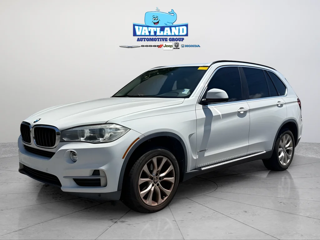 Used 2016 Alpine White BMW sDrive35i image 1