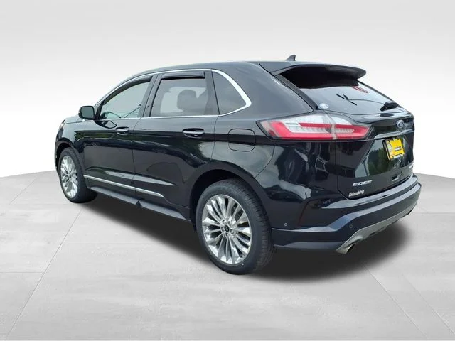Used 2020 Black Ford Titanium image 6