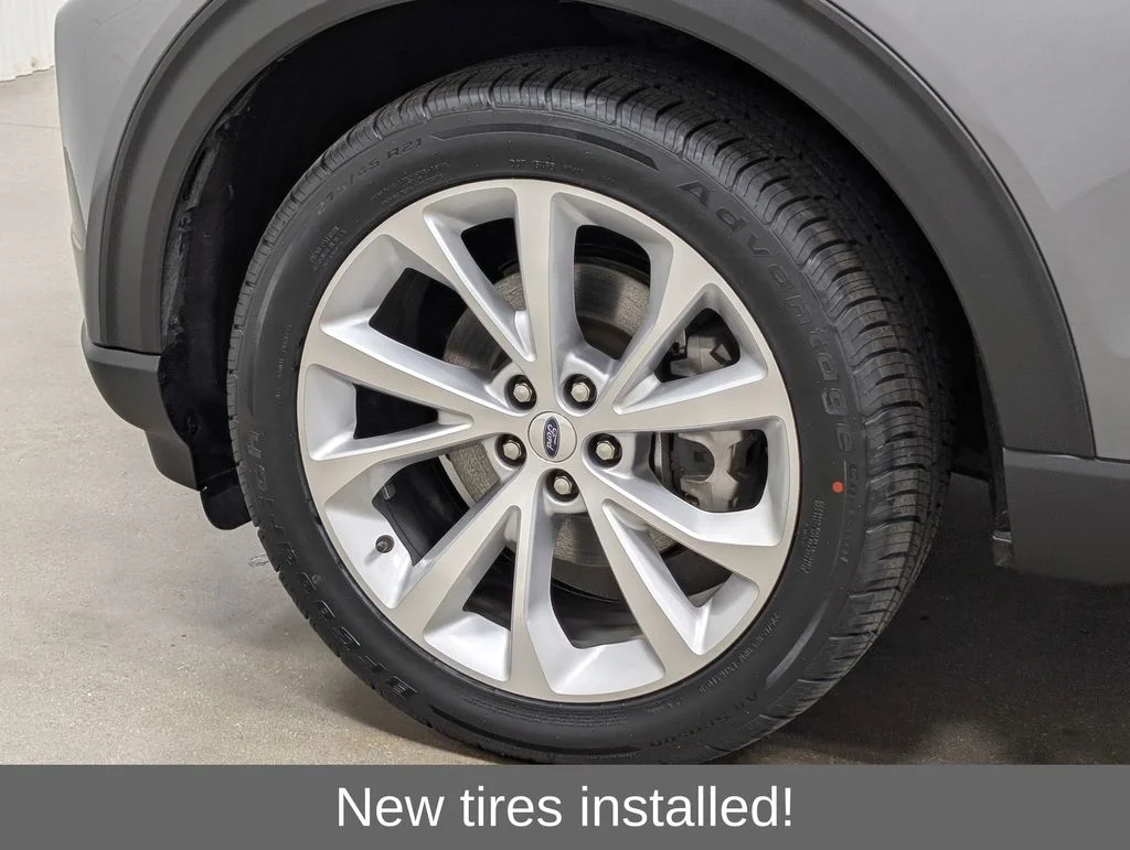 Certified Used 2023 Carbonized Gray Metallic Ford Platinum image 2