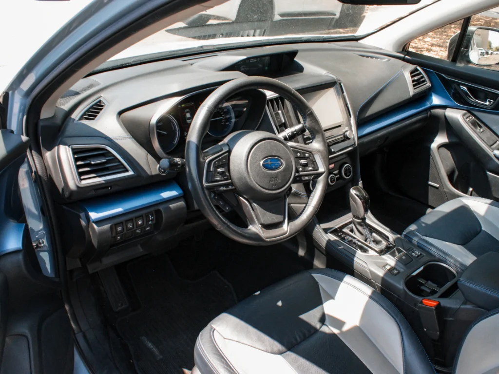 Used 2019 Lagoon Blue Pearl Subaru Hybrid image 9