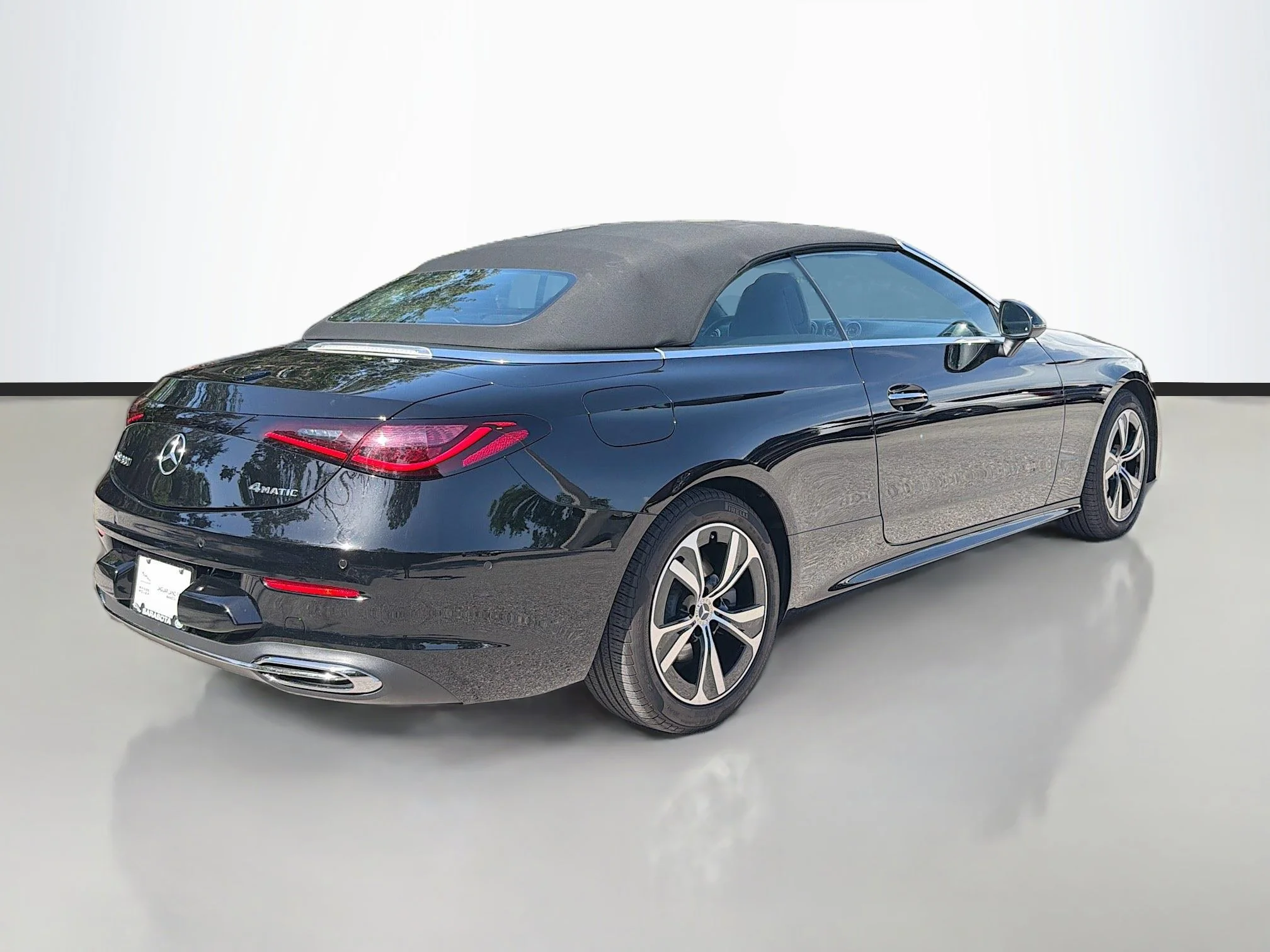 Used 2025 Obsidian Black Metallic Mercedes-Benz CLE 300 image 5