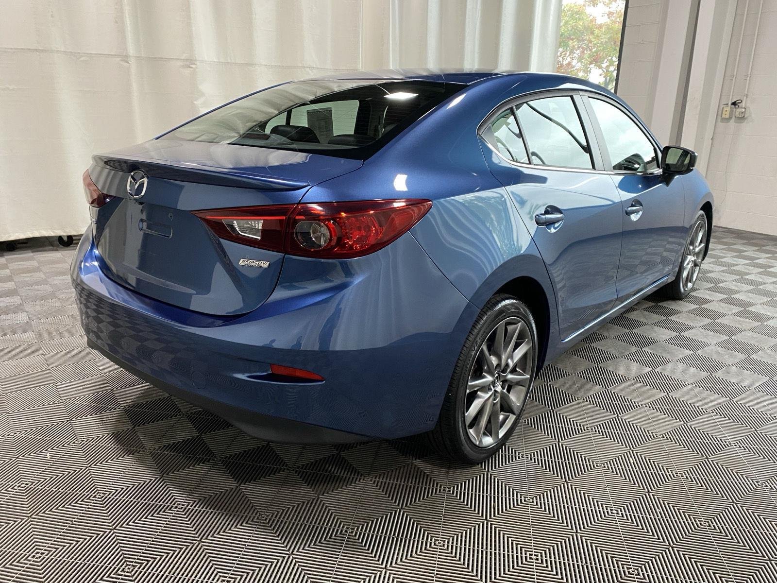 Used 2018 Eternal Blue Mica Mazda Touring image 7