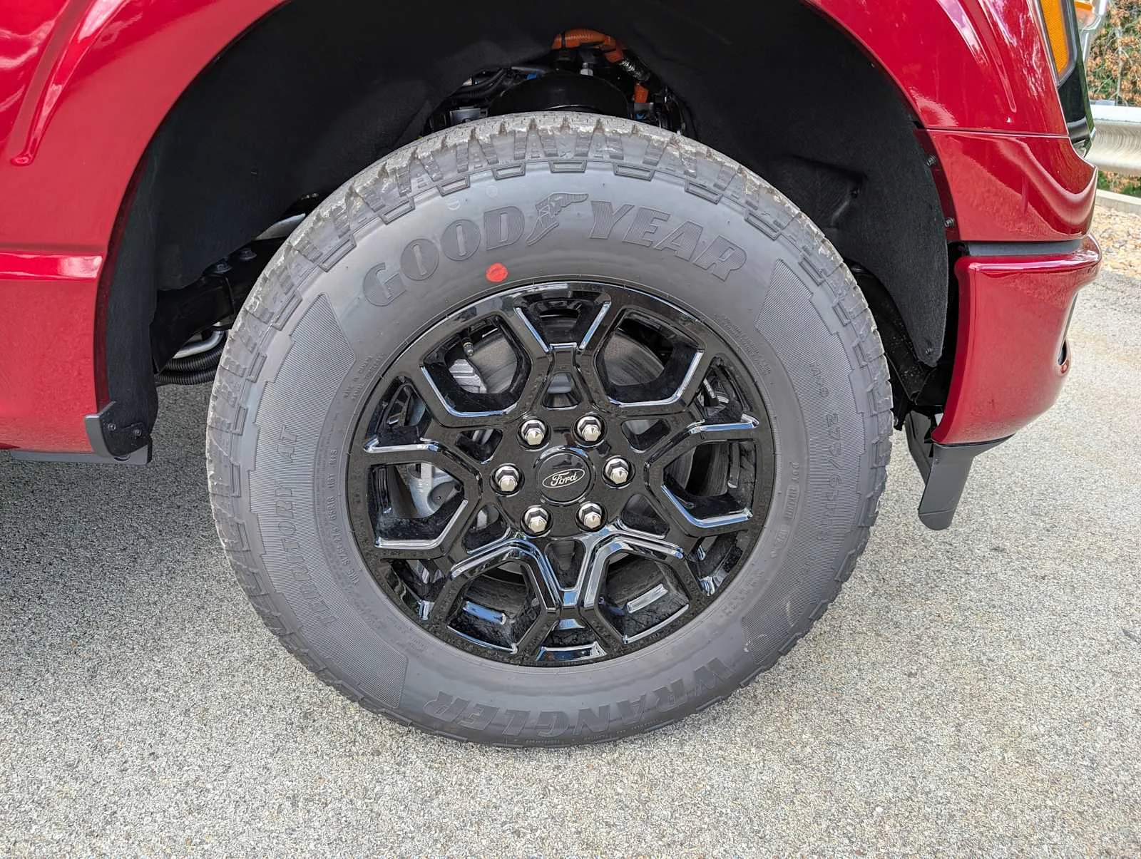 New 2026 Ruby Red Metallic Tinted Clearcoat Ford XLT image 3
