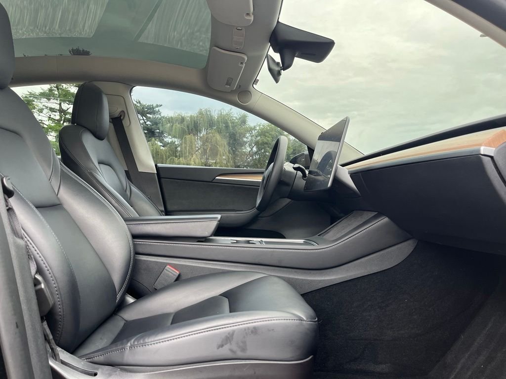 Used 2022 Black Tesla Performance image 25