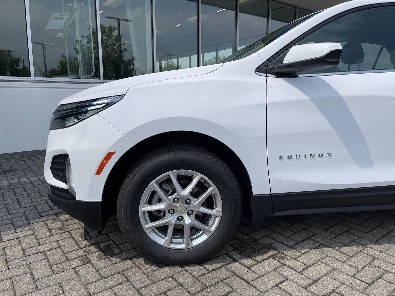 Used 2023 Summit White Chevrolet LT image 9