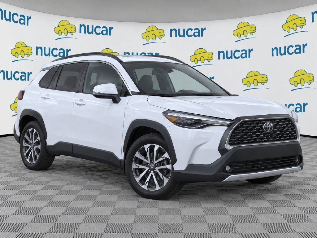 Used 2023 Beige Toyota XLE image 1