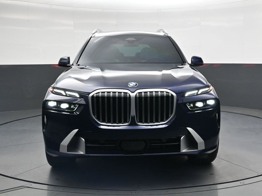 Used 2026 Tanzanite Blue II Metallic BMW xDrive40i image 9