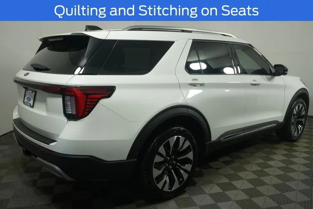 New 2026 Star White Metallic Tri-Coat Ford Platinum™ image 14