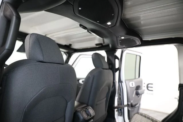 New 2026 Bright White Clearcoat Jeep 85th Anniversary Edition image 22
