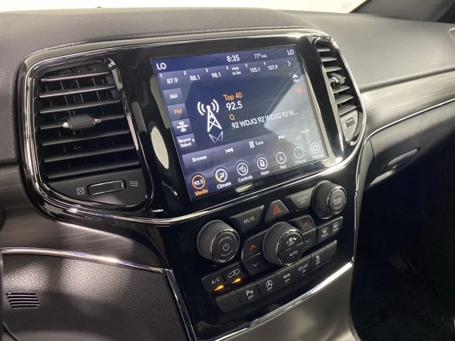 Used 2022 Black Jeep Limited image 30