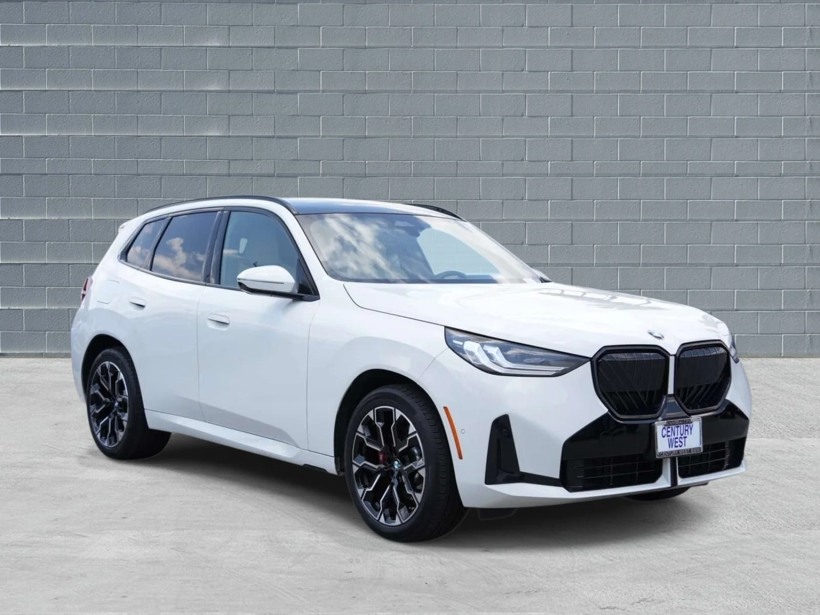 2025 BMW X3 30 XDRIVE's photo