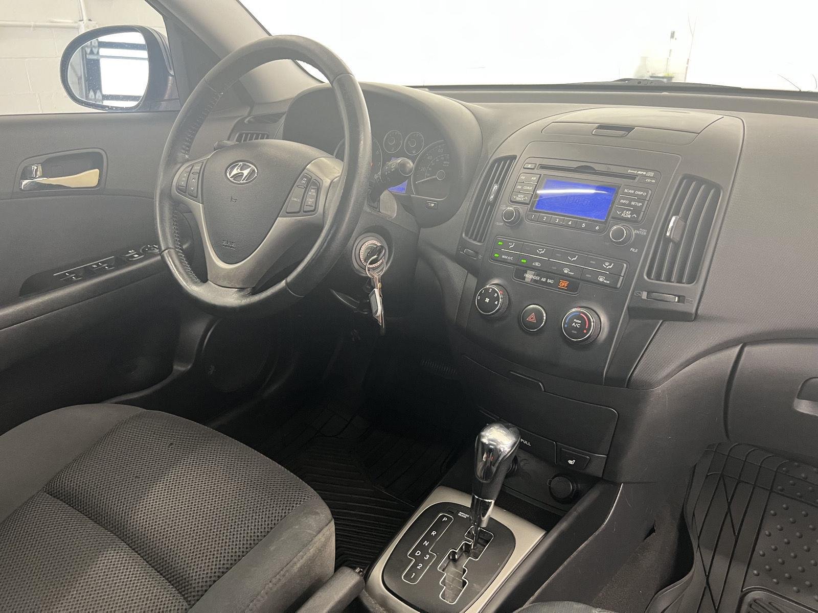 2010 Hyundai Elantra Touring SE - Photo 29