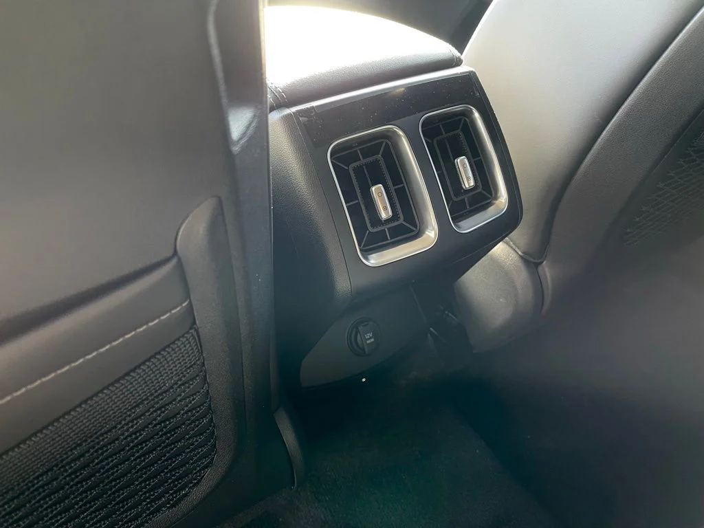 New 2026 White Kia S image 27
