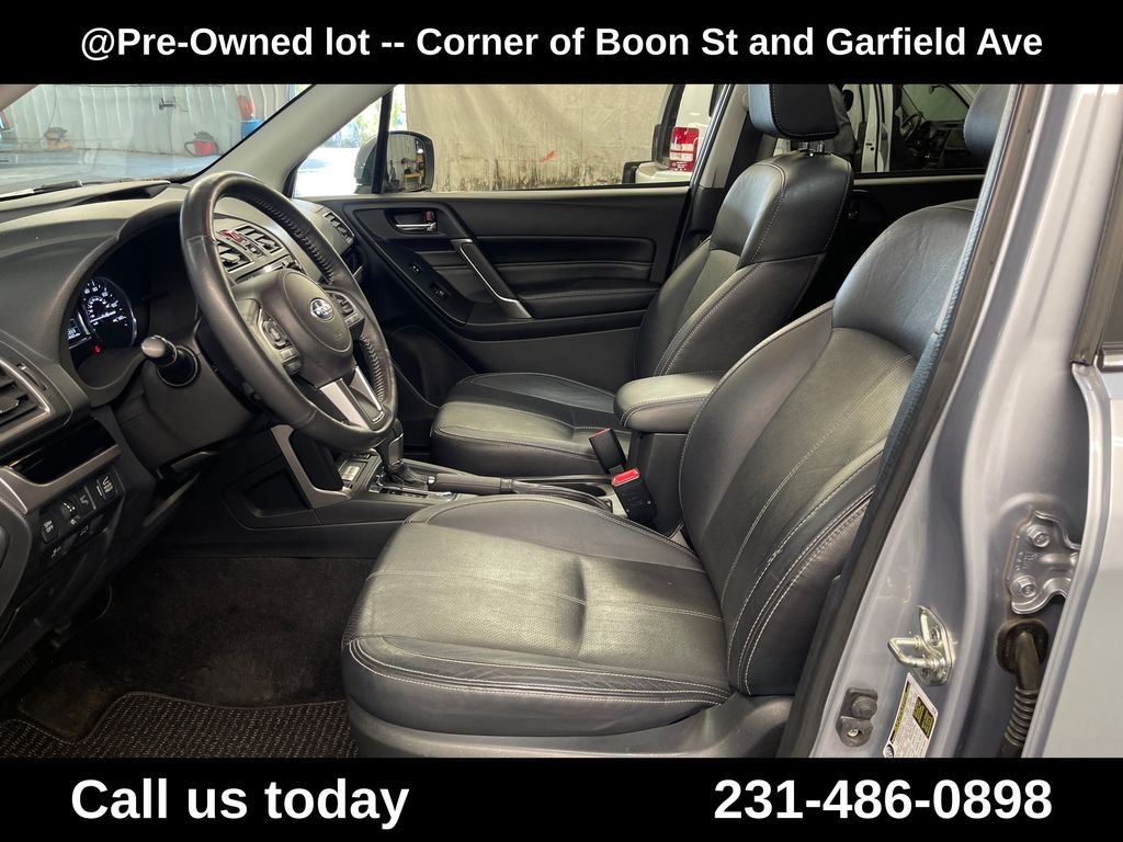 Used 2017 Silver Subaru 2.5i Touring image 14