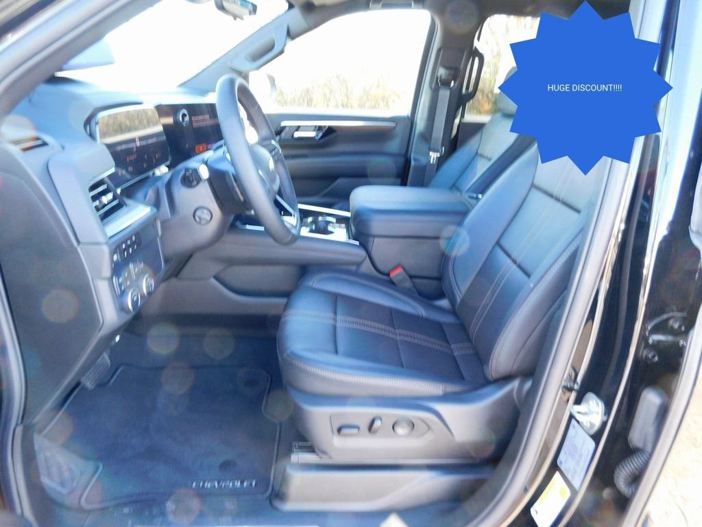 2025 Chevrolet Suburban High Country - Photo 13