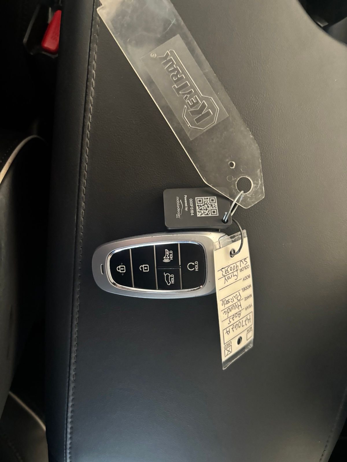 Used 2025 Gray Hyundai SEL image 13