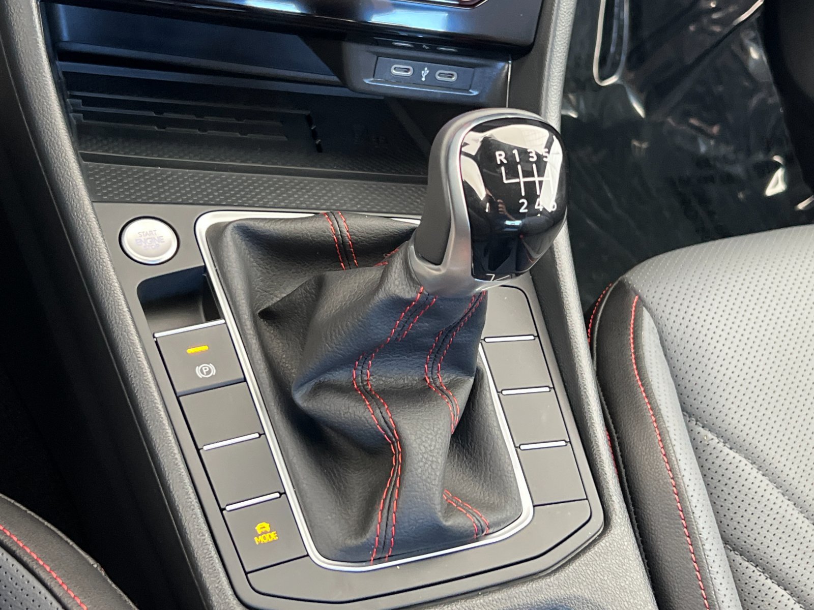 New 2026 Deep Black Pearl Volkswagen Autobahn image 19