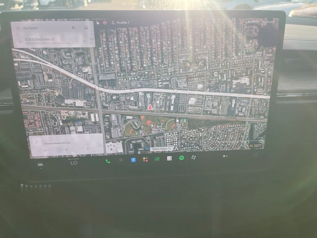 Used 2021  Tesla Long Range image 8