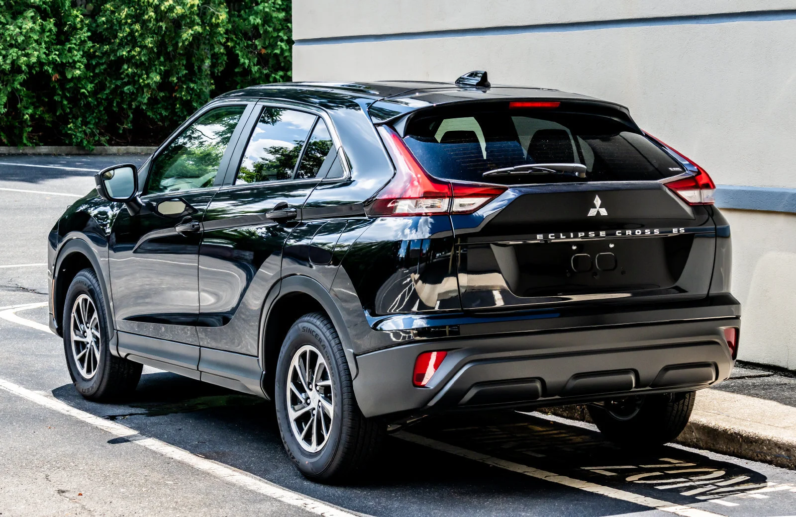 New 2026 Black Mitsubishi ES 1.5T S-AWC image 6