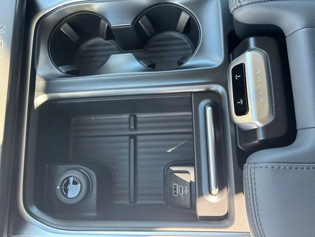 New 2026 Agate Black Metallic Ford Active image 17