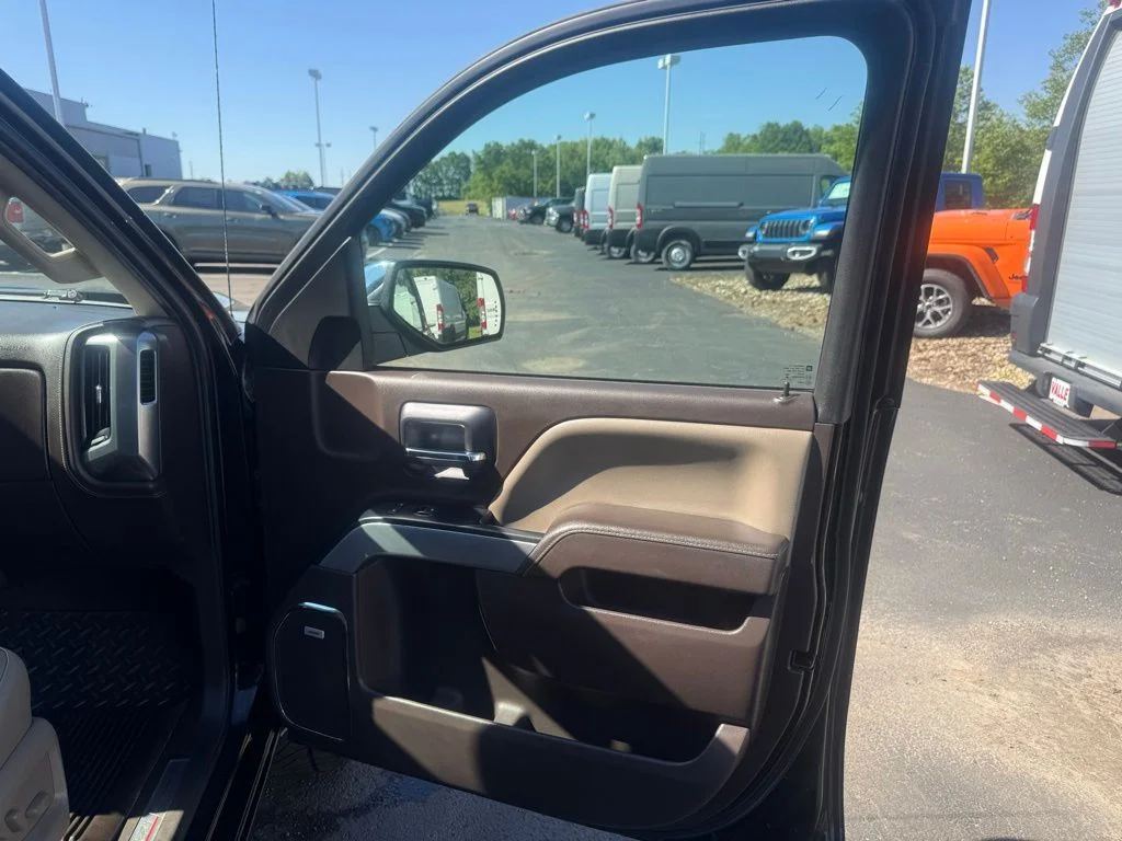 Used 2018 Black Chevrolet LTZ image 50
