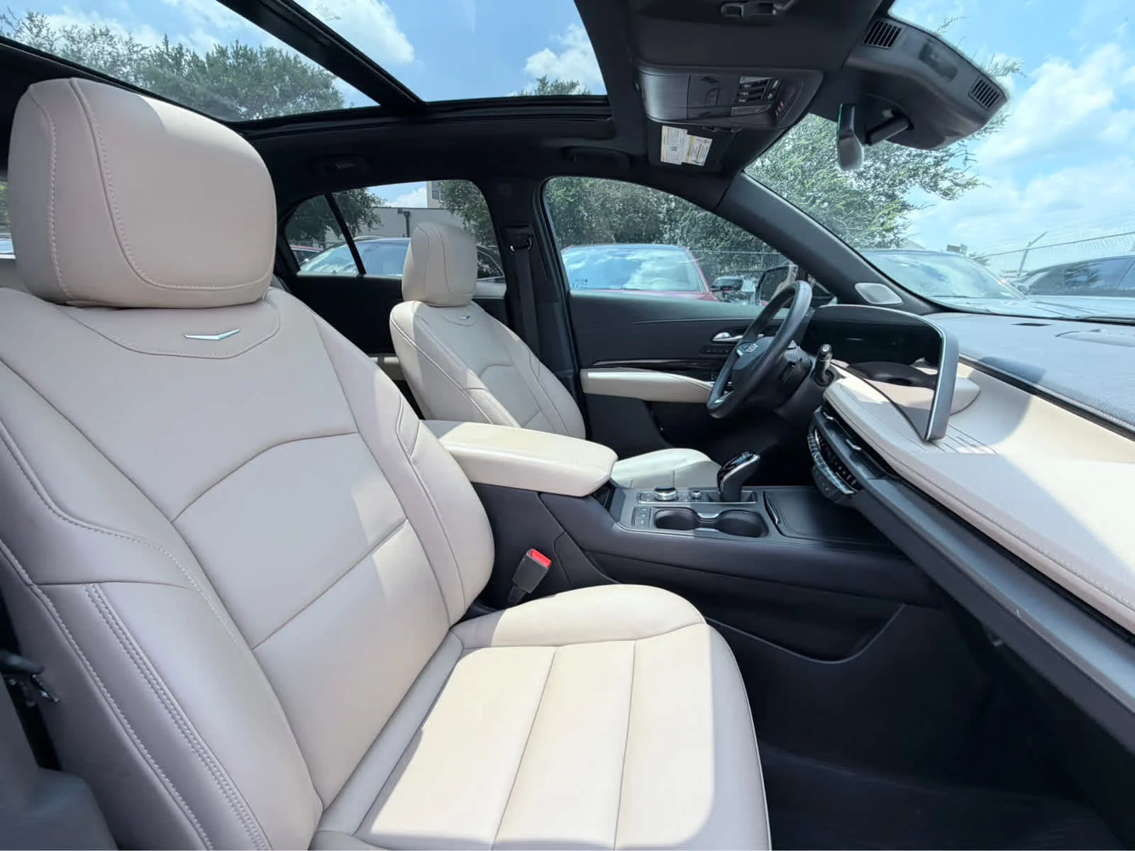 Used 2024 Stellar Black Metallic Cadillac Premium Luxury image 19