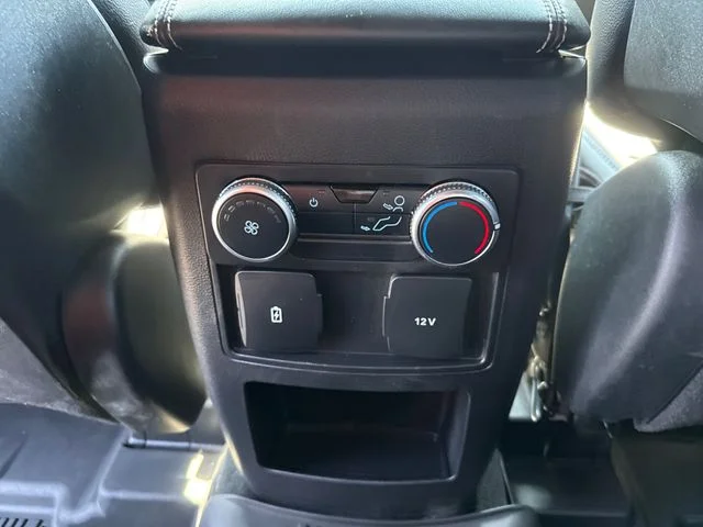 Used 2020 Oxford White Ford XLT image 28