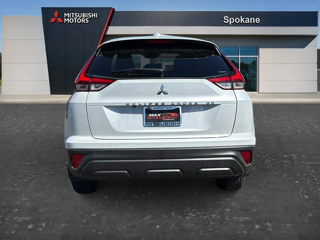 New 2026 White Diamond Mitsubishi ES image 6