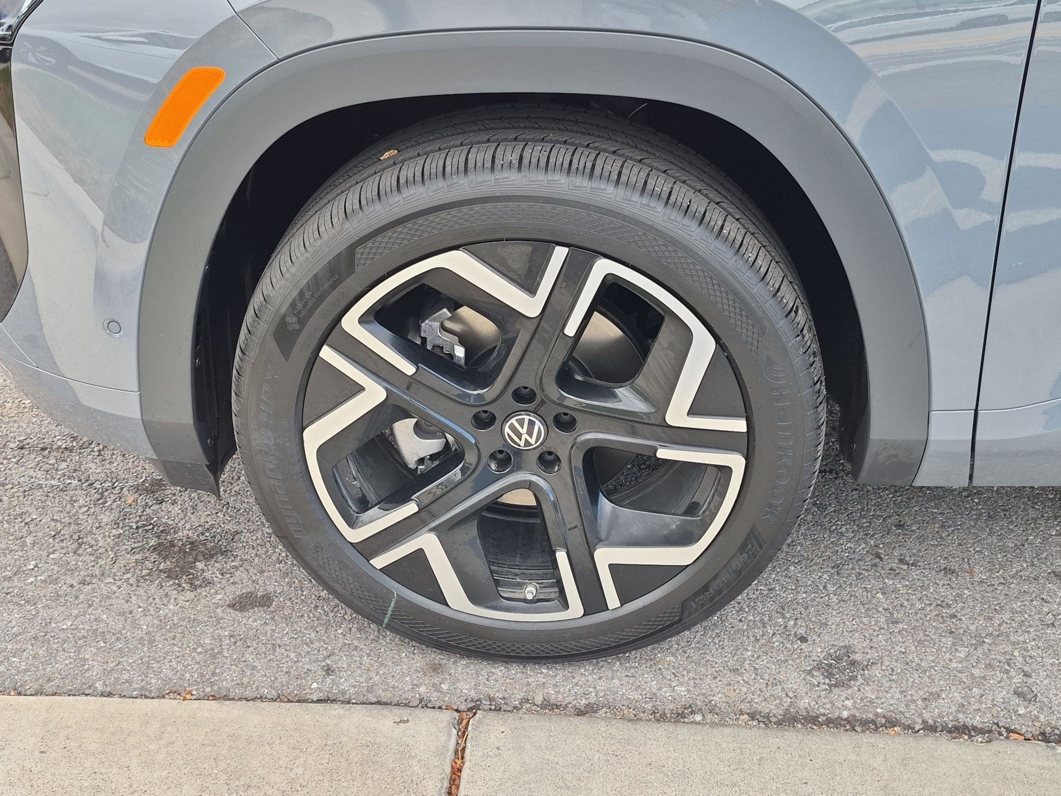 New 2027 Pure Gray Volkswagen SEL Premium R-Line image 16